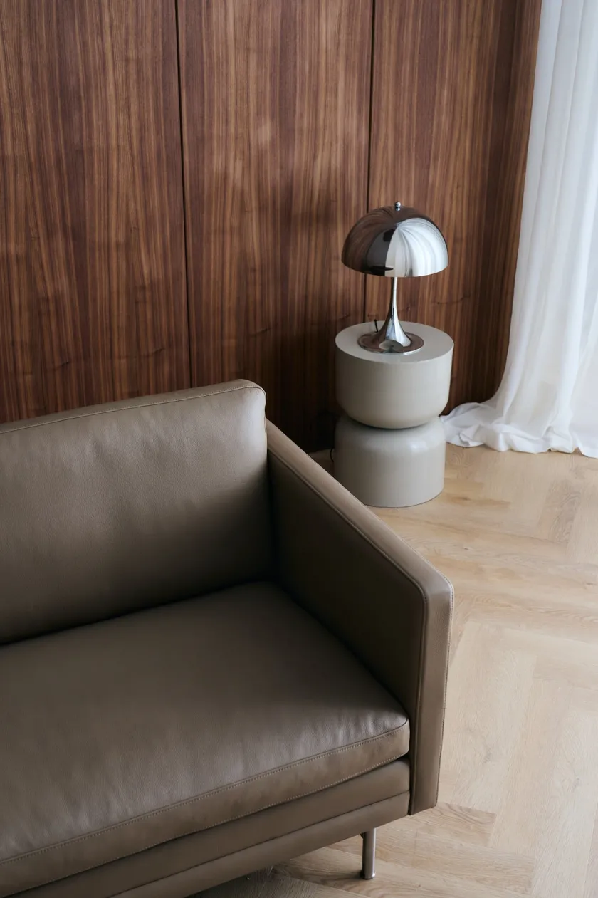 Mogens Hansen Sofaer<MH276 4 pers. sofa i Baltique anilinlæder fra