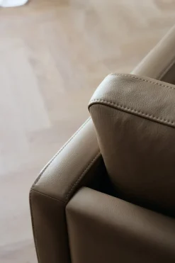 Mogens Hansen Sofaer<MH276 3 pers. sofa i Baltique anilinlæder fra