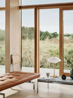 Fritz Hansen Spots<Musling Bordlampe fra