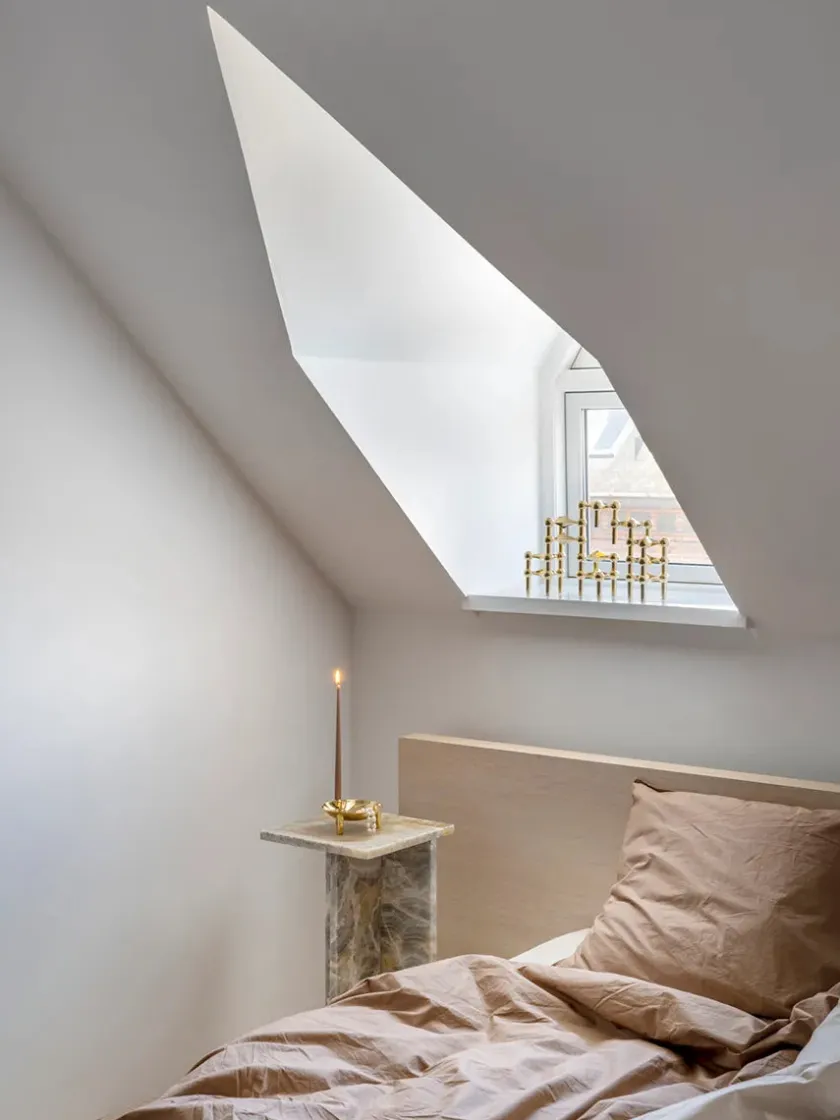 STOFF Nagel Lysestager<Nagel Lysestage, sort krom fra