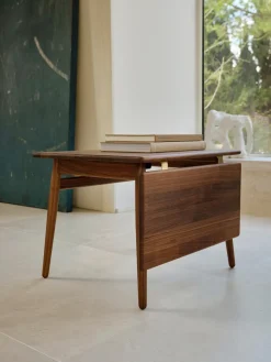 Carl Hansen & Søn Sofaborde<ND55 sofabord, valnød olie af Nanna Ditzel