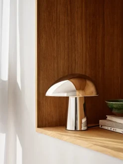 Fritz Hansen Spots<Night Owl Steel Bordlampe, polished steel fra