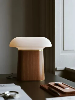 Woud Spots<Nova Table Lamp, walnut fra