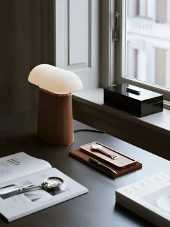 Woud Spots<Nova Table Lamp, walnut fra