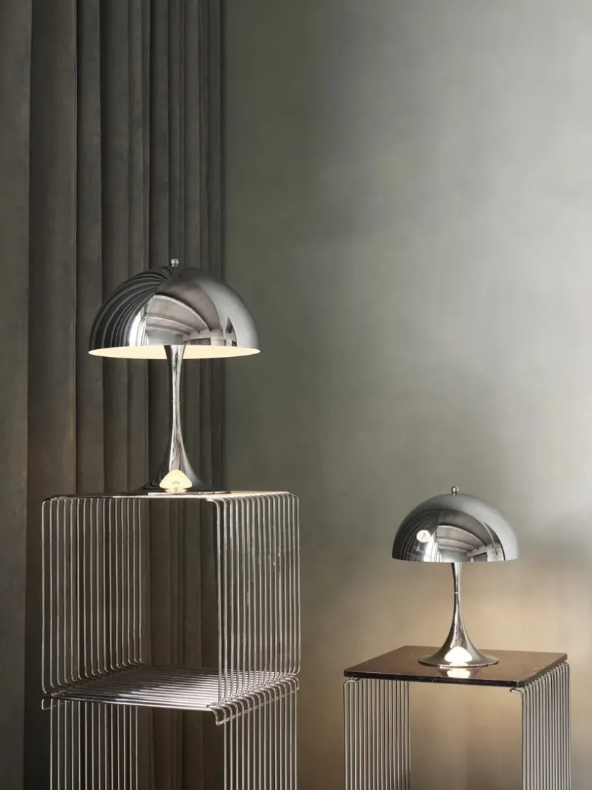 Louis Poulsen Spots<Panthella 250 bordlampe, messing af Verner Panton