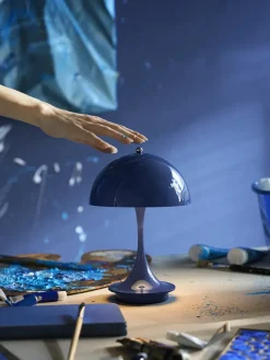 Louis Poulsen Portable Lamper|Spots<Panthella 160 Portable V3, chrome blue grey af Verner Panton