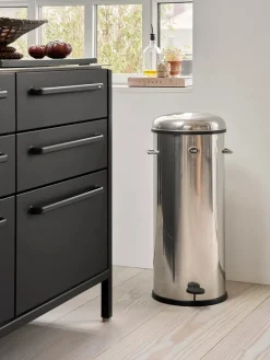 Vipp Pedalspande<Pedalspand 17 - 30 L, sort fra