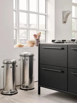 Vipp Pedalspande<Pedalspand 17 - 30 L, Stainless Steel fra