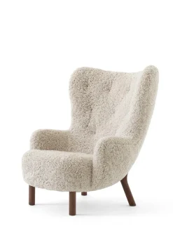 &Tradition Lænestole<Petra VB3 Chair, moonlight sheepskin/walnut fra