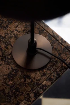 Louis Poulsen Spots<PH 3/2 Bordlampe, Aged Brass fra