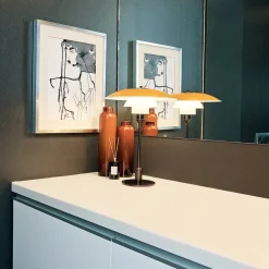 Louis Poulsen Spots<PH 3½-2½ Bordlampe, rød af Poul Henningsen