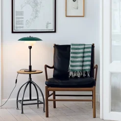 Louis Poulsen Spots<PH 3½-2½ Bordlampe, rød af Poul Henningsen