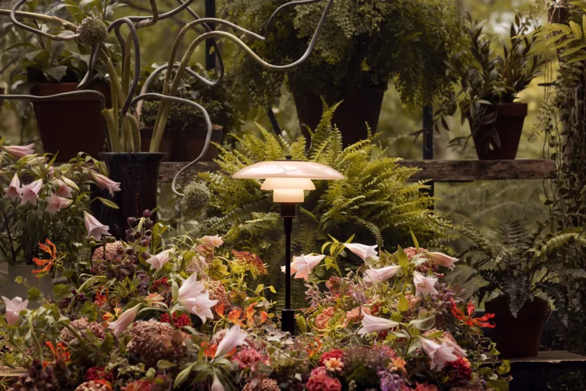 Louis Poulsen Skrivebordslamper|Spots<PH 3/2 Bordlampe, sort metalliseret fra