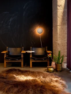 Louis Poulsen Væglamper|Spots<PH Hat væglampe fra