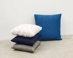 Kvadrat Puder Og Plaider|Puder<Pilot Cushion i blå, 60 x 60 cm fra