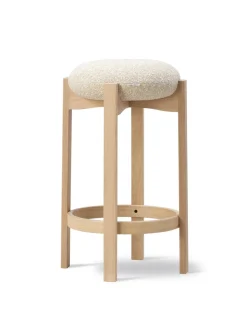 Fredericia Furniture Barstole<Pioneer Bar Stool, lacquered oak/zero 0001 fra