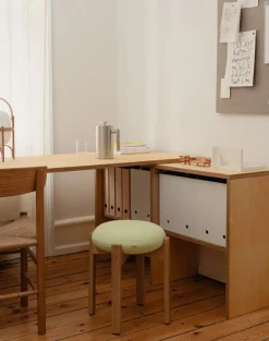 Fredericia Furniture Skamler<Pioneer Stool, lacquered oak/zero 0001 fra