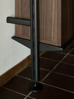 String Furniture Reolsystemer<Pira G2 Floor-to-Wall Shelving Bundle D fra String