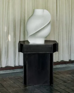 Louise Roe Gaver Til Hende|Vaser<Pirout Vase 02, ceramic fra