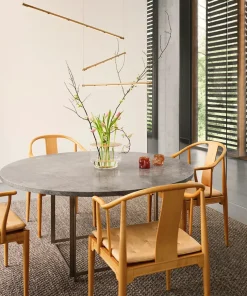 Fritz Hansen Spiseborde<PK54 Bord af Poul Kjærholm