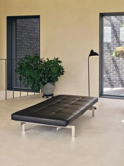 Fritz Hansen Daybeds<PK80 Daybed af Poul Kjærholm