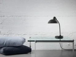 Fritz Hansen Sofaborde<PK61 Glasbord af Poul Kjærholm