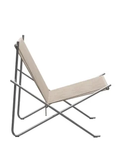 Fritz Hansen Loungestole|Lænestole<PK4 Loungestol i natur, sort stel af Poul Kjærholm