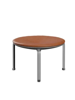 Fritz Hansen Skamler<PK33 Taburet af Poul Kjærholm