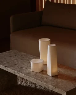 Audo Copenhagen Sofaborde<Plinth Bridge, Calacatta Viola marble fra