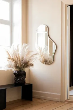 Ferm Living Gaver Til Hende|Spejle<Pond Mirror stor, Dark Chrome fra