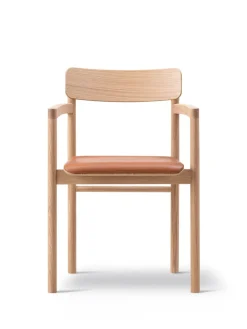 Fredericia Furniture Spisebordsstole<Post Spisebordsstol, sædepolstret max 95 læder fra