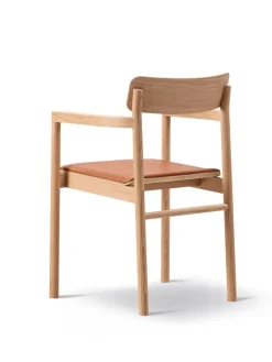 Fredericia Furniture Spisebordsstole<Post Spisebordsstol, sædepolstret max 95 læder fra