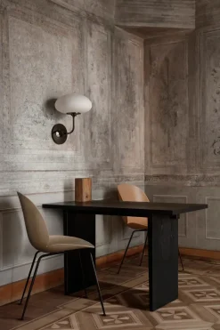 GUBI Skriveborde<Private Desk fra