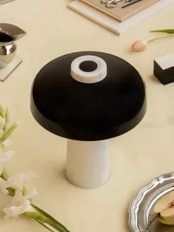 Audo Copenhagen Spots<Reverse Table Lamp, carrara black fra