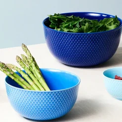 Lyngby Porcelæn Service<Rhombe skål, mørk blå Ø22 cm fra