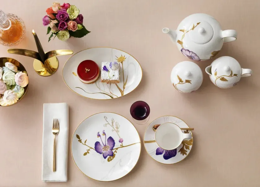 Royal Copenhagen Service<Flora sukkerskål 35 cl, Snerle