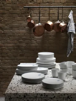 Royal Copenhagen Gaver Til Ham|Gaver Til Hende<Sort Mega Riflet, tallerken 19 cm mønster 6