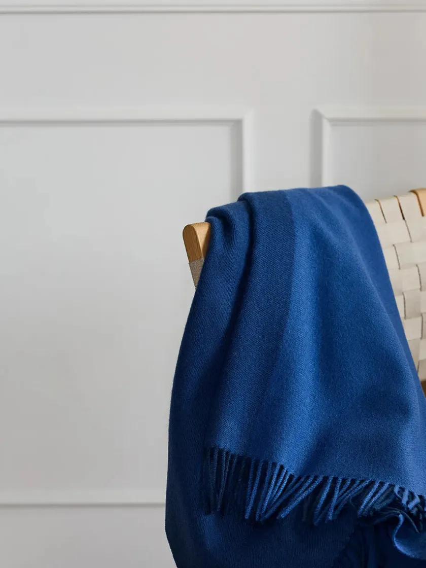 Silkeborg Uldspinderi Puder Og Plaider<Secret Plaid, granite/black fra