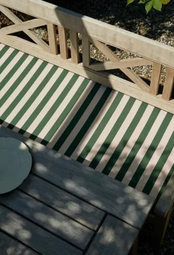 Fritz Hansen Havehynder<Skagerak Hynde til Drachmann Bænk 120 cm fra