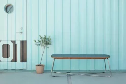 Fritz Hansen Havehynder<Skagerak Hynde til Lilium bænk fra