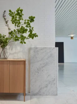 Fritz Hansen Skænke<Skagerak Jut High Cabinet fra