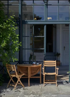 Fritz Hansen Havemøbelsæt<Skagerak Selandia Sæt, 2 armstole og Ø 94 bord fra