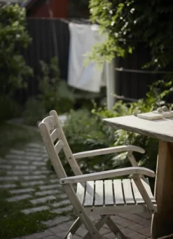 Fritz Hansen Havemøbelsæt<Skagerak Selandia Sæt, 2 armstole og Ø 94 bord fra