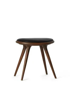 Mater Skamler<Skammel i mørkbejdset eg fra