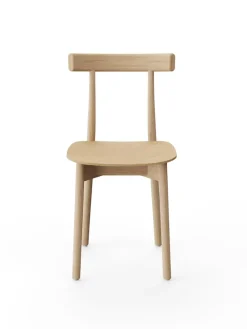 Nine Spisebordsstole<Skinny wooden chair, oak fra
