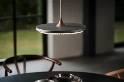 Le Klint Pendler|Spots<Soleil pendel small, røget eg, papir skærm fra