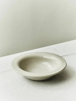Louise Roe Service<S.R. Small Shallow Bowl fra