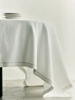 Louise Roe Køkkentekstiler<S.R. Table Cloth 02 fra