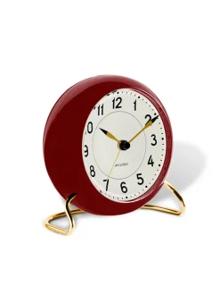 Arne Jacobsen Clocks Gaver Til Ham<Station Bordur, petroleum af Arne Jacobsen