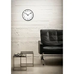 Arne Jacobsen Clocks Gaver Til Ham|Vægure<Station vægur af Arne Jacobsen (Ø: 16)